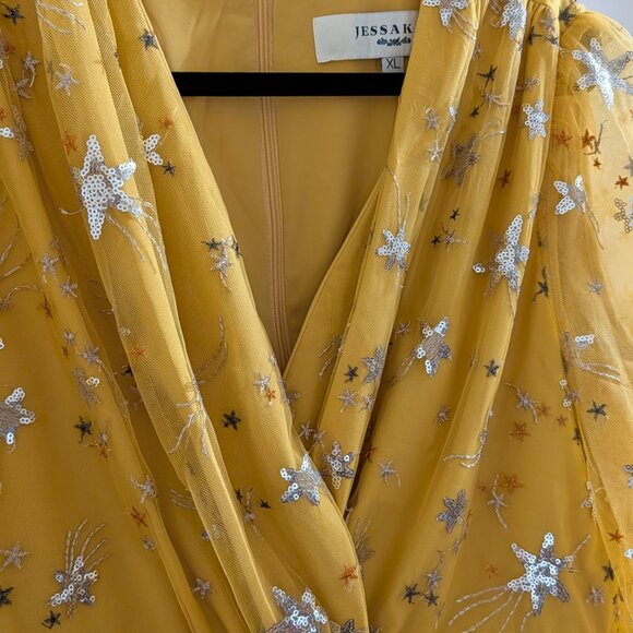 Floor length ball gown - Picture 3 of 4